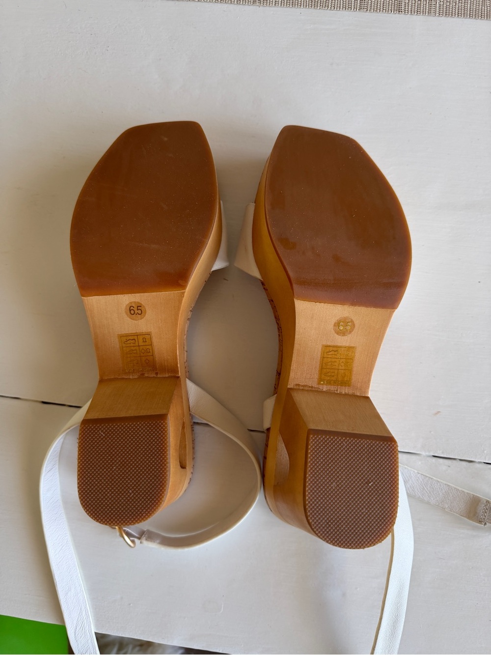 House of Harlow X Revolve Maryl Clog 6.5 worn once Paid $188 - Picture 3 of 4